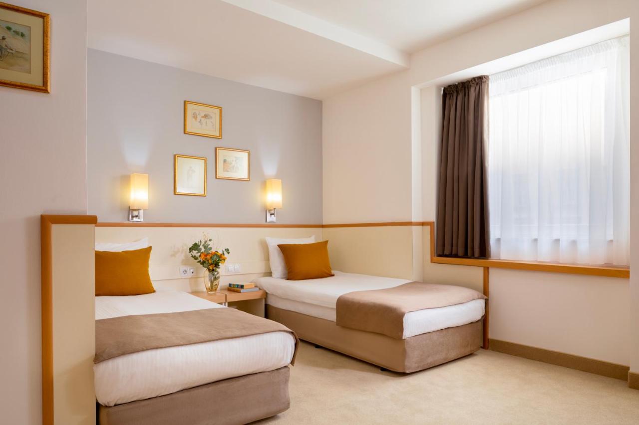 Arte Sofia Hotel Exteriör bild